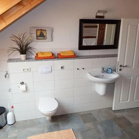 Apartment Ostseeliebe Oben Links 2 Kk H Hohwacht